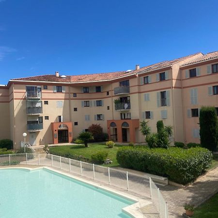 Residence Ste Croix Fréjus Zewnętrze zdjęcie